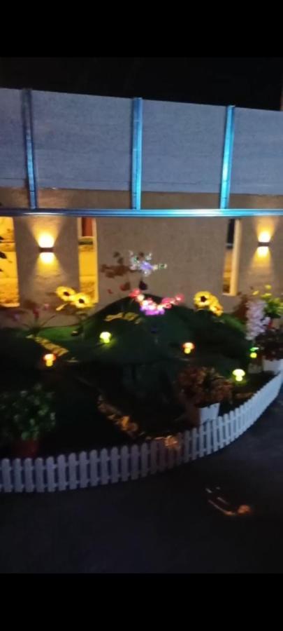 Ns Homestay Private Pool Tanah Merah  Esterno foto