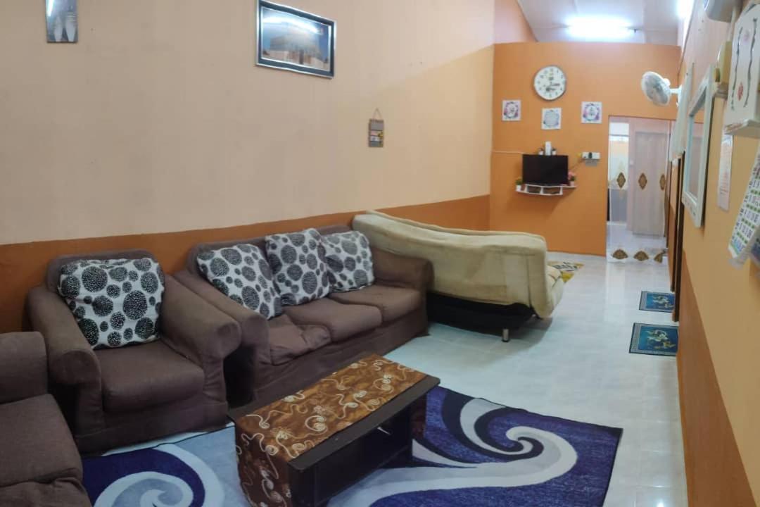 Ns Homestay Private Pool Tanah Merah  Esterno foto